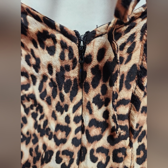 Forever 21 Animal Print Mini Dress - Picture 5 of 8